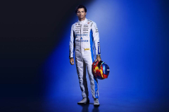 Shot_05_Carlos_Race_Suit_-26_Helmet_279_V06_gFhq6535_20260203101221