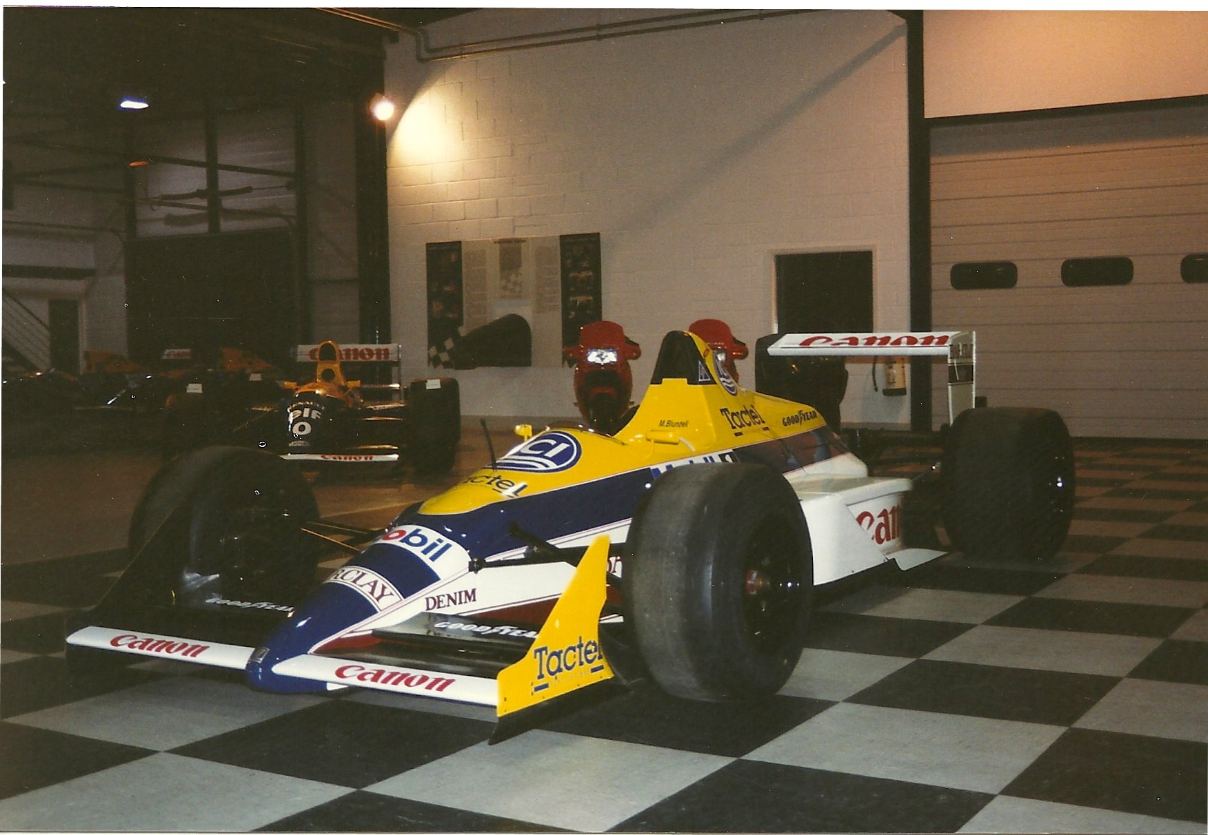 WilliamsF1_Factory_and_Museum,_Didcot1523625442052702443