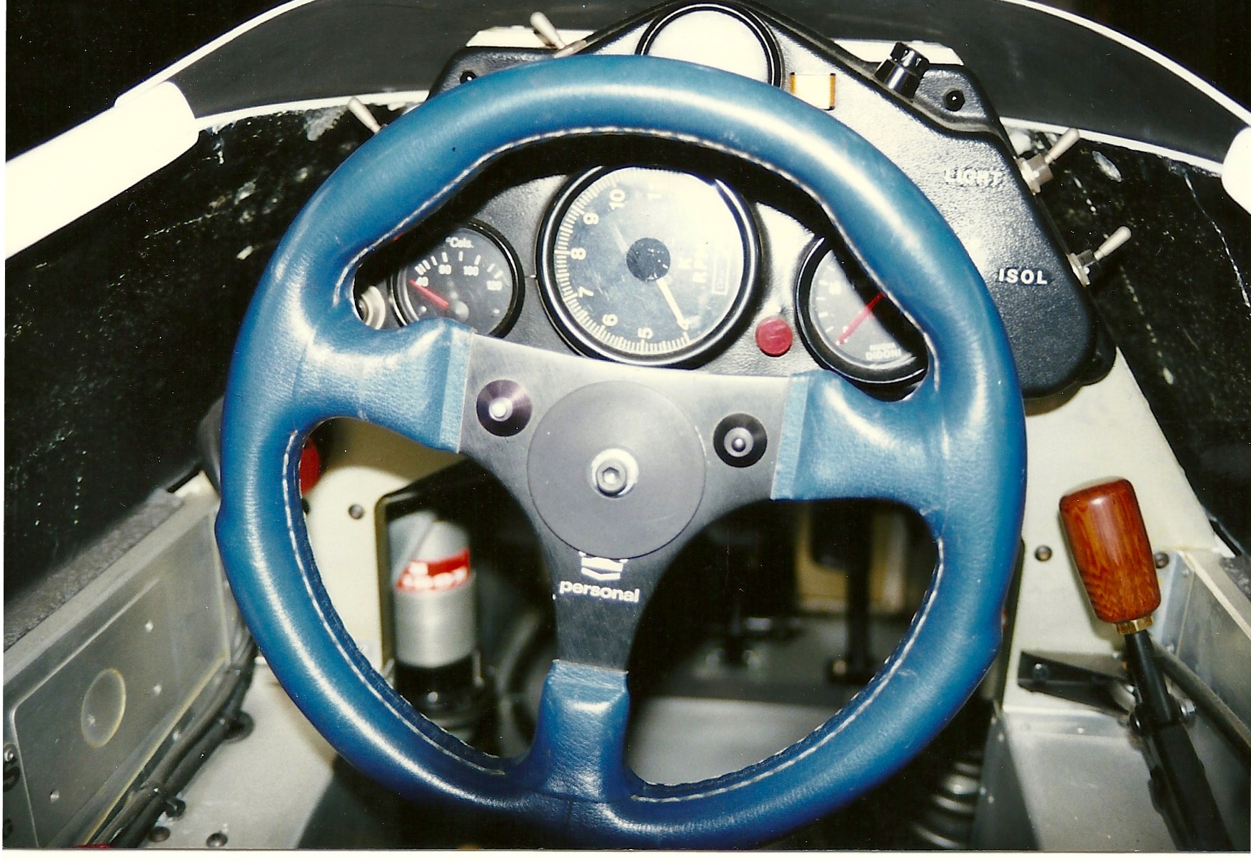 WilliamsF1_Factory_and_Museum,_Didcot7109094104122083947