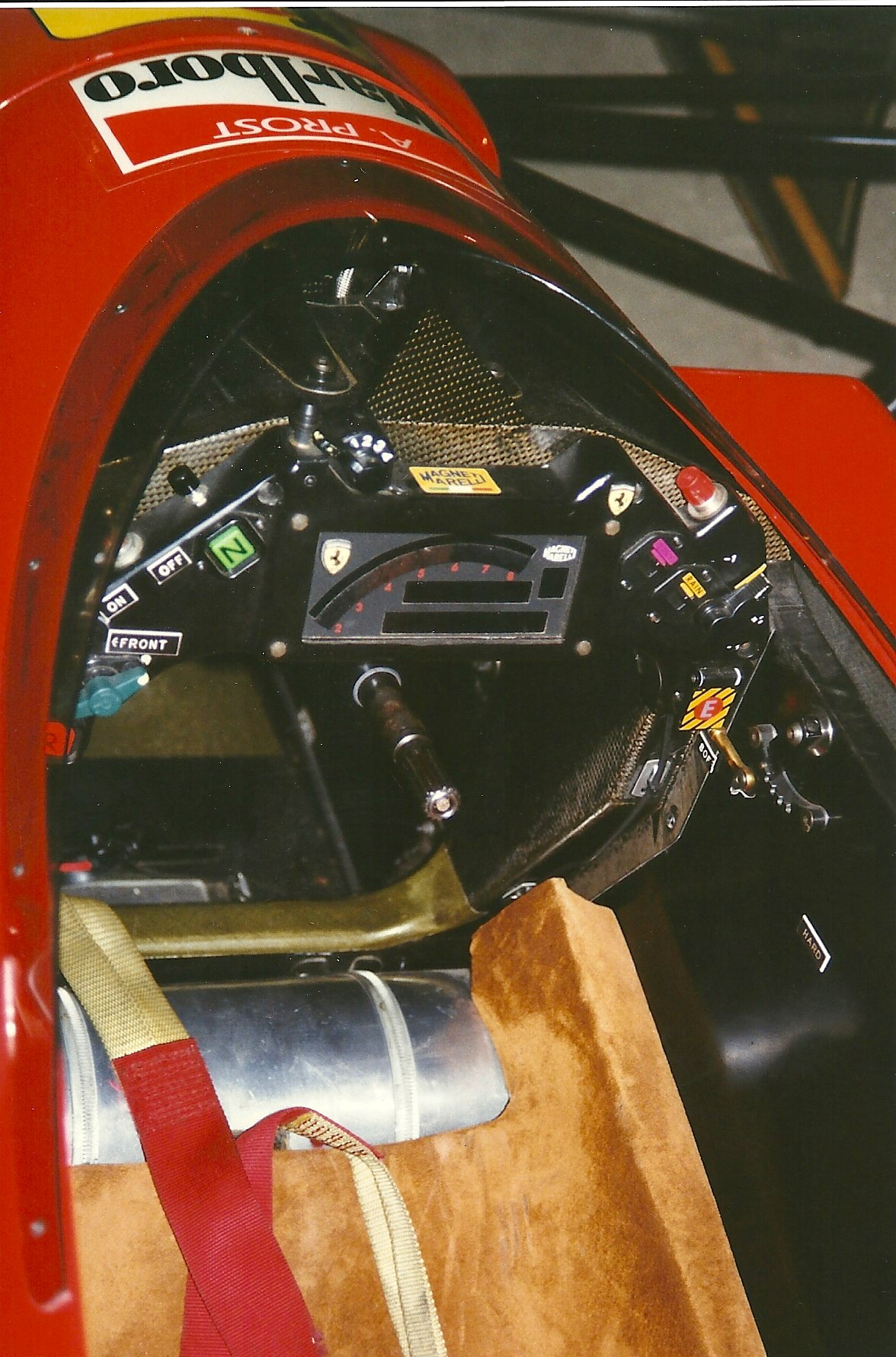 WilliamsF1_Factory_and_Museum,_Didcot8840927542293395601