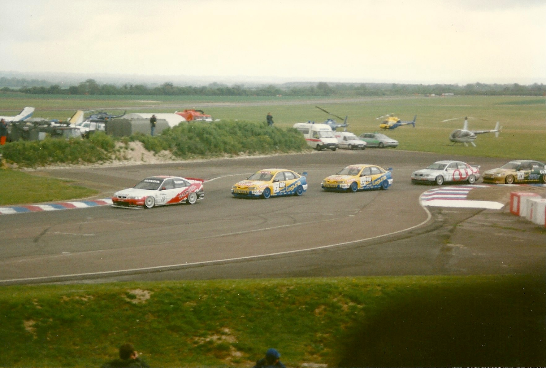 Williams_Touring_Car_at_Thruxton_19974823426784331079831